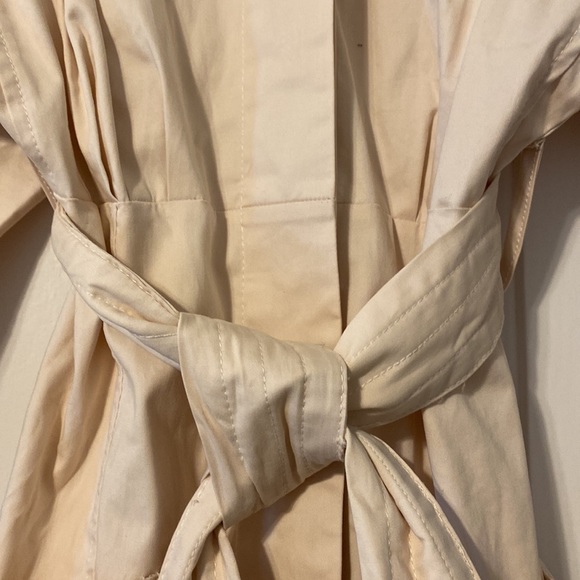 NWOT structured cream dress - Picture 10 of 15